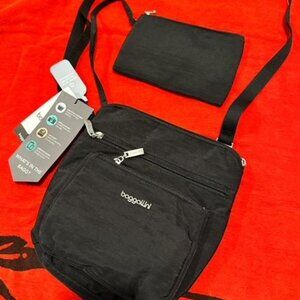 New With Tags! Black Baggallini Pocket Crossbody with RFID!
